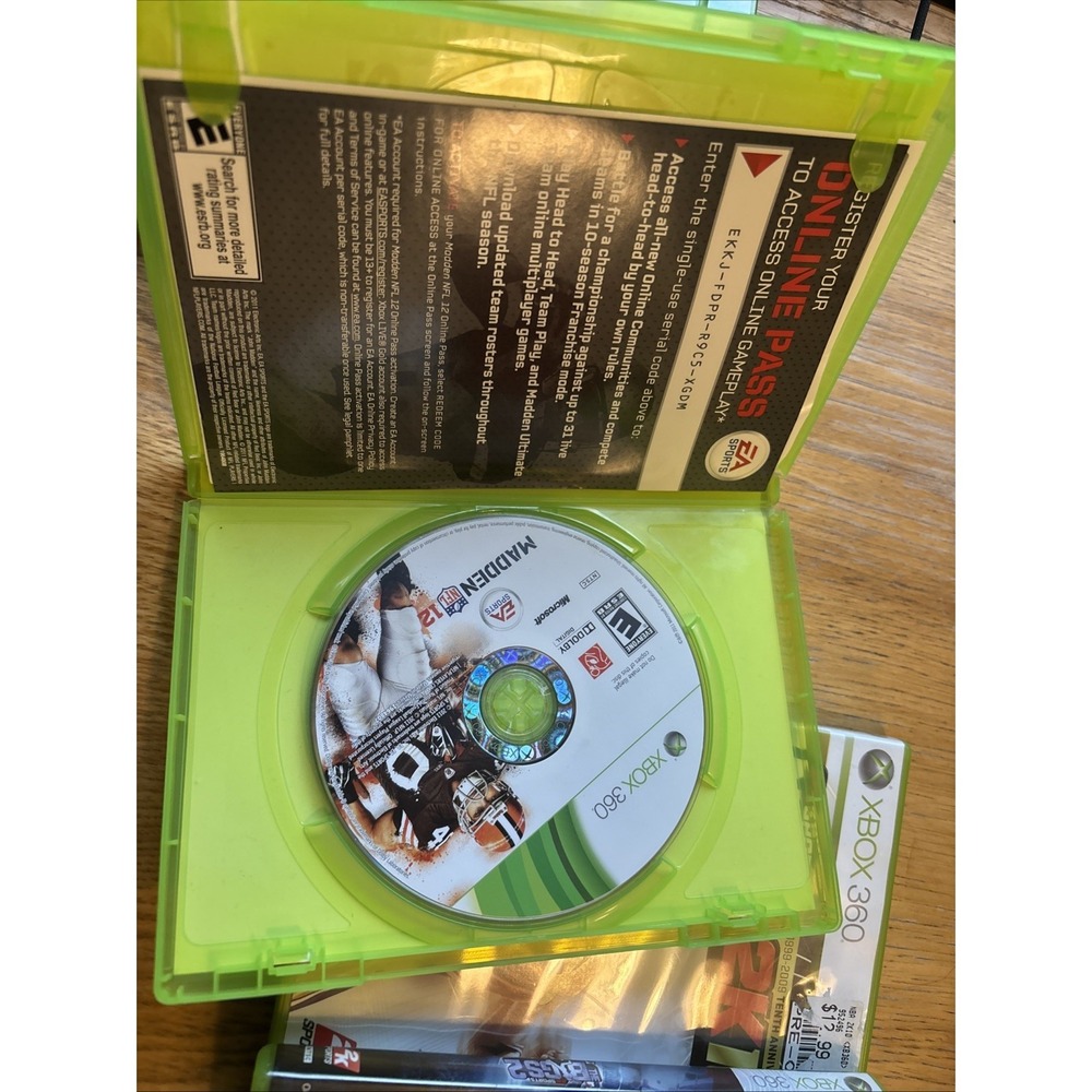 X Box 360 Bundle - Picture 2 of 4